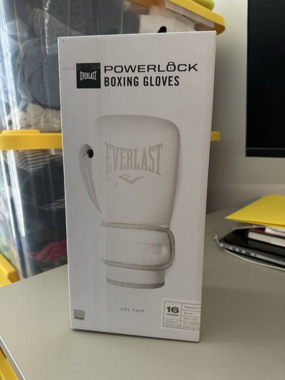 Everlast Powerlock 2 Boxing Gloves 16oz White New in Box Training Gear